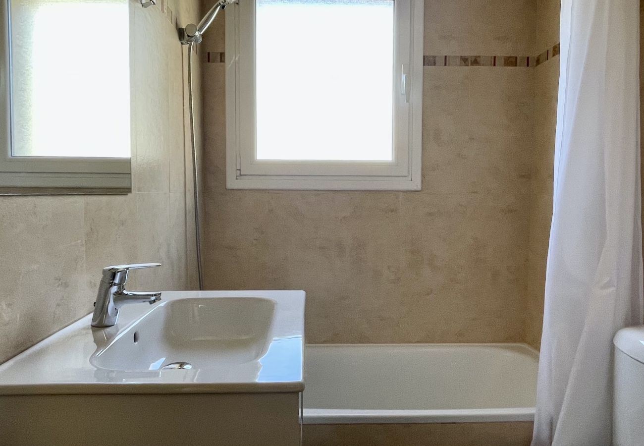 Apartamento en Estartit - ARGONAVIS PB-A