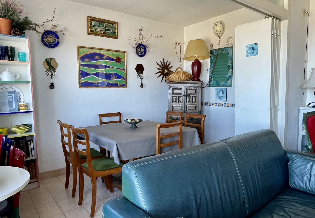 Apartamento en L'Escala - PUIG PADRO 4 2-2