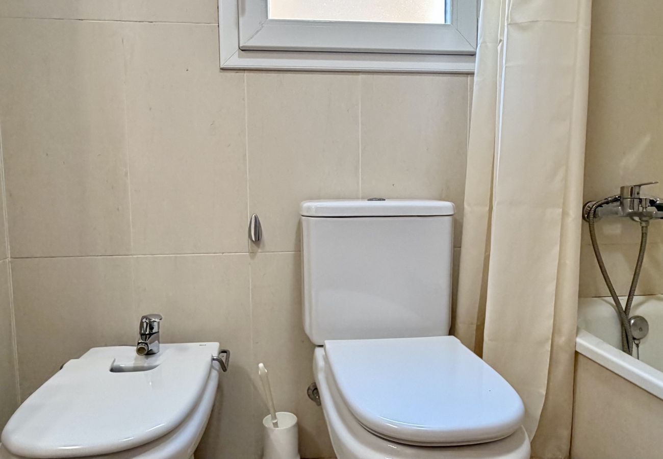 Apartamento en L'Escala - ATHENEA I 2-4
