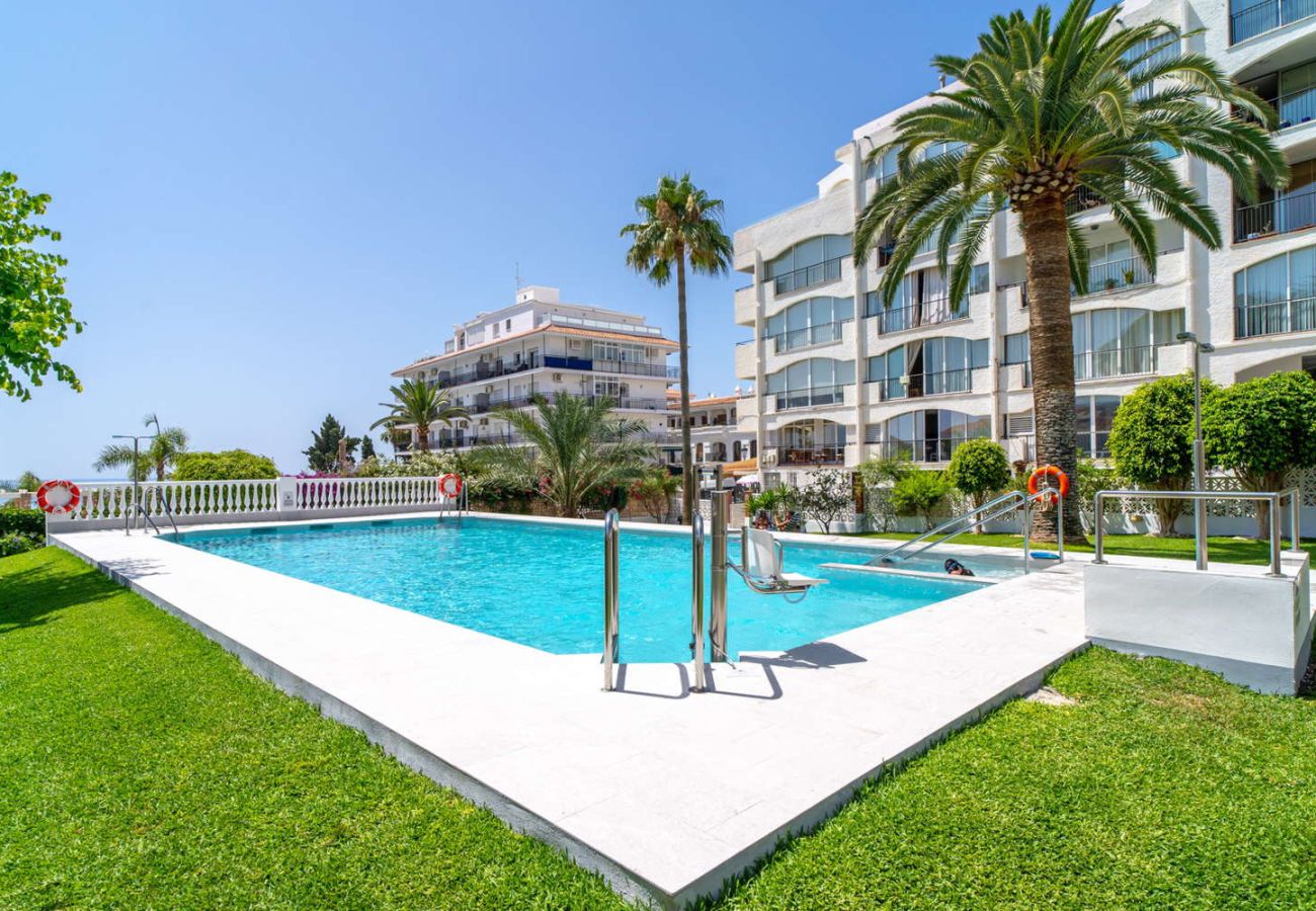 Apartamento en Nerja - Carabeo 50 Apartment by Casasol
