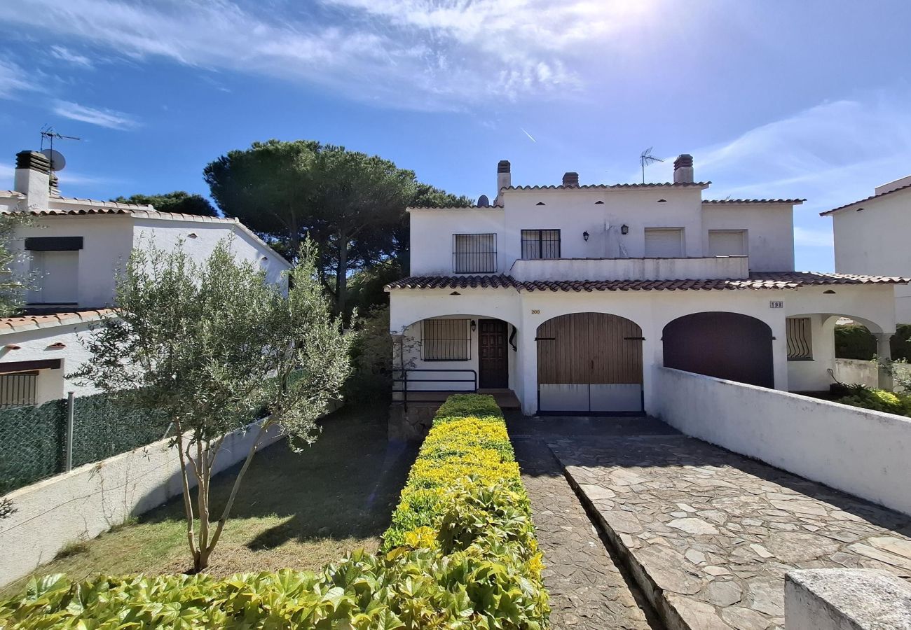 Casa en L'Escala - MONTGO PARK 06
