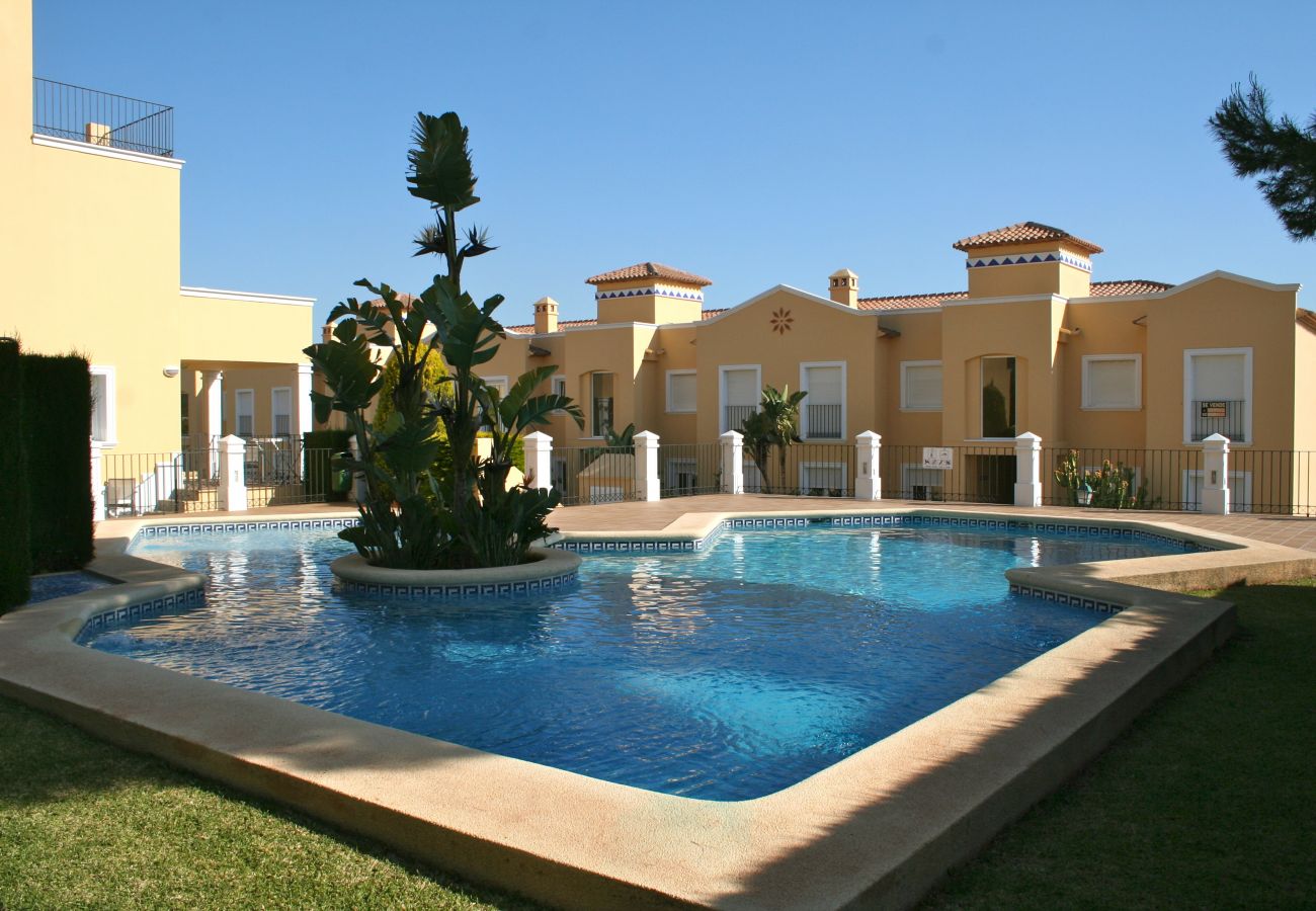 serviden, alquiler, la sella, deniaplaya.com, vacaciones rurales, hotel con encanto, senderismo, tenis, sakya, jardin albarda