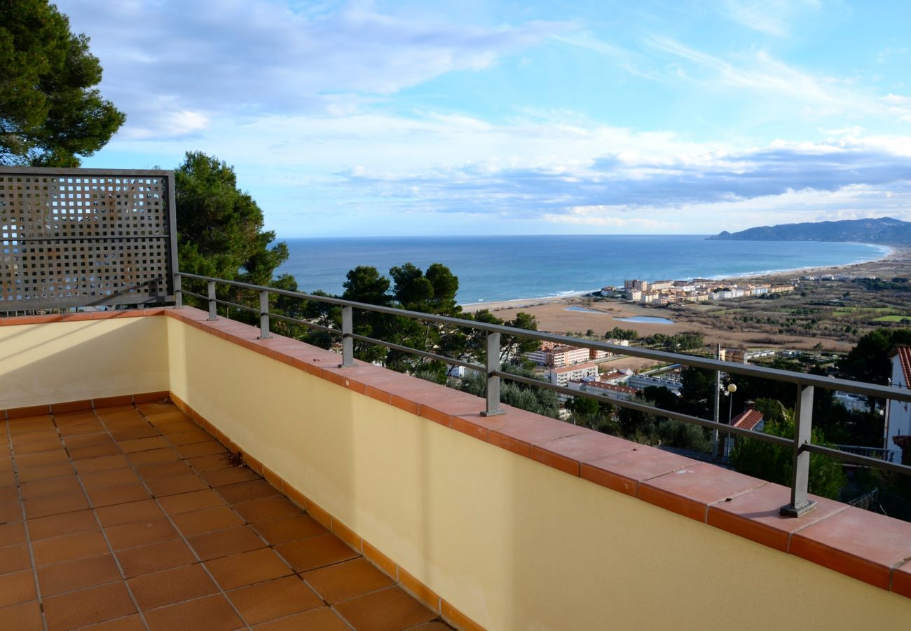 Casa adosada en Estartit - MONTSENY 3