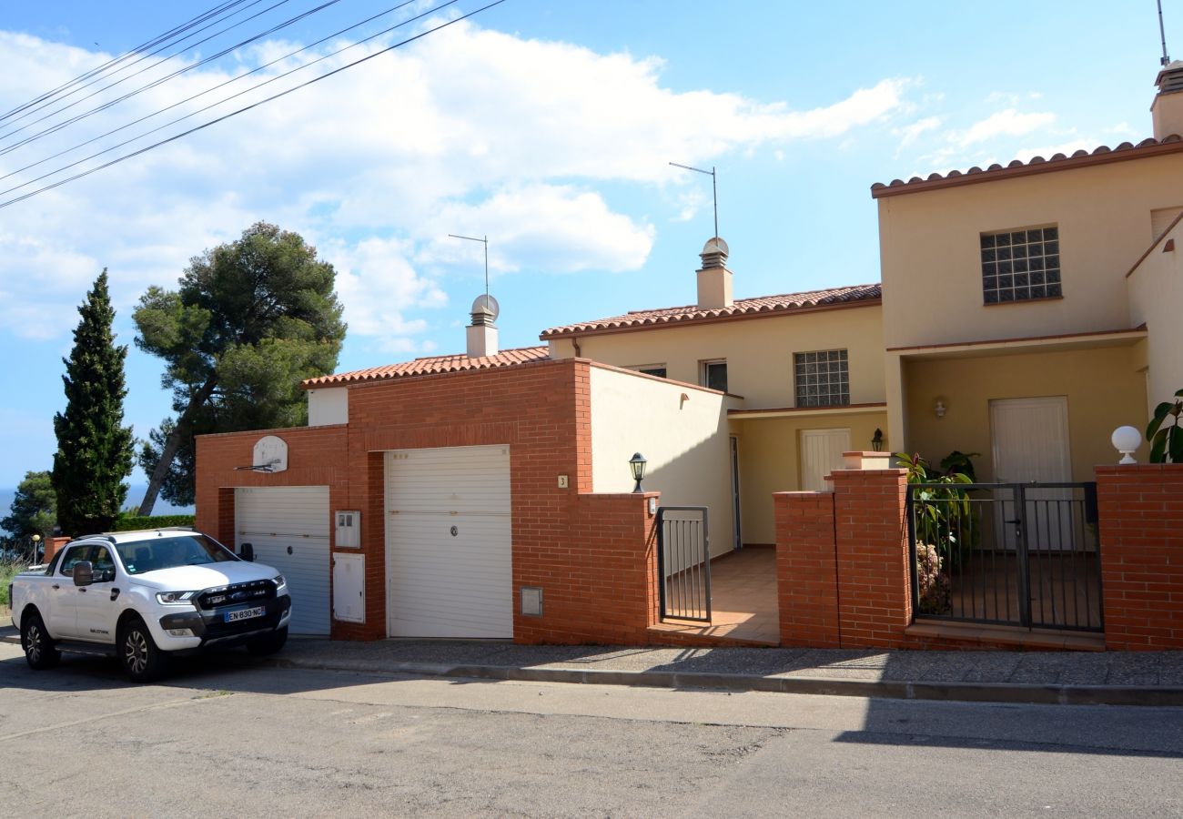 Casa adosada en Estartit - MONTSENY 3