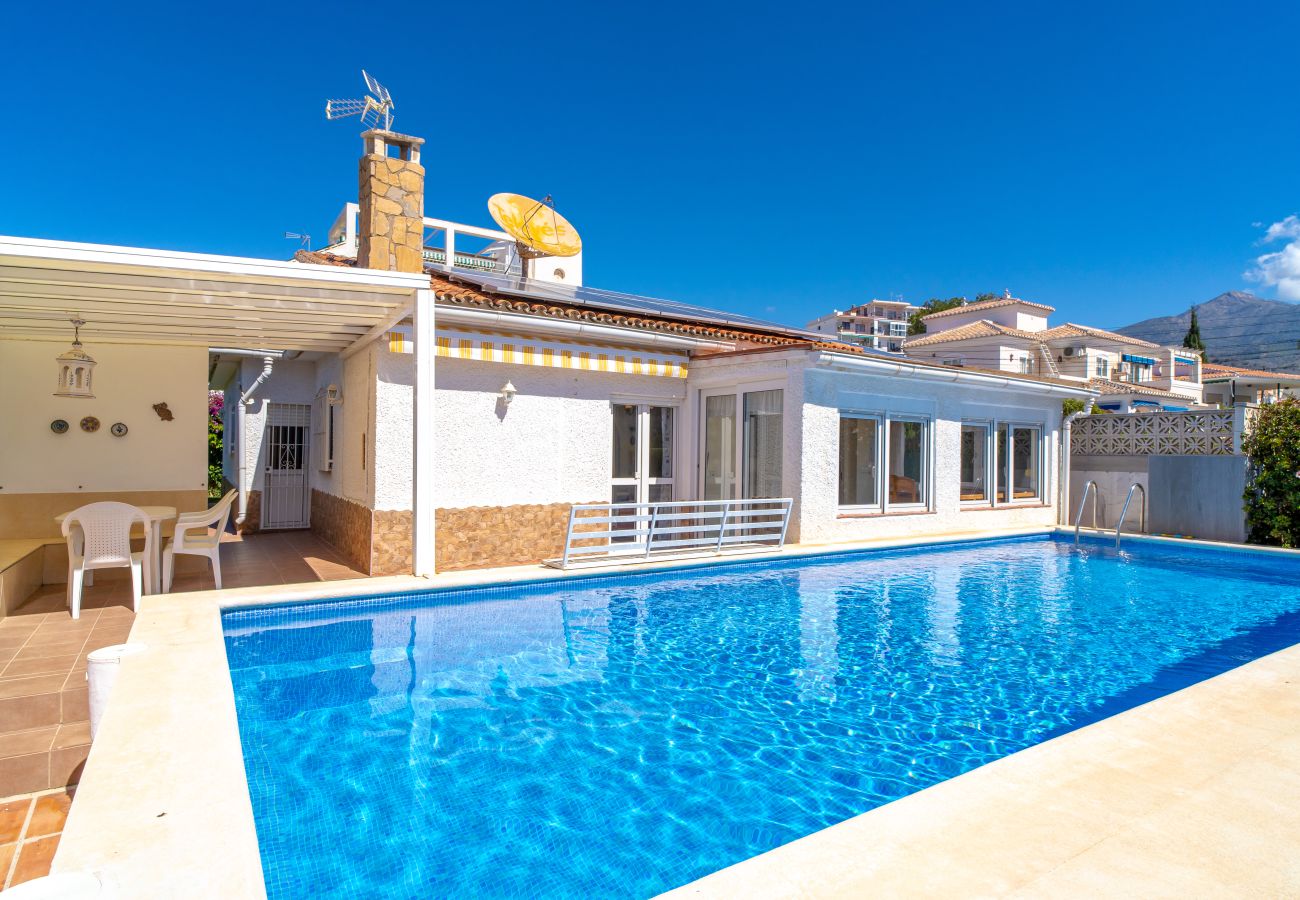 Villa en Nerja - Villa Sevilla Casasol