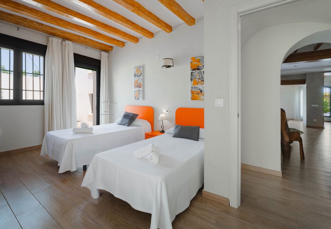 Villa en Teulada - 3000 - SAN MIQUEL