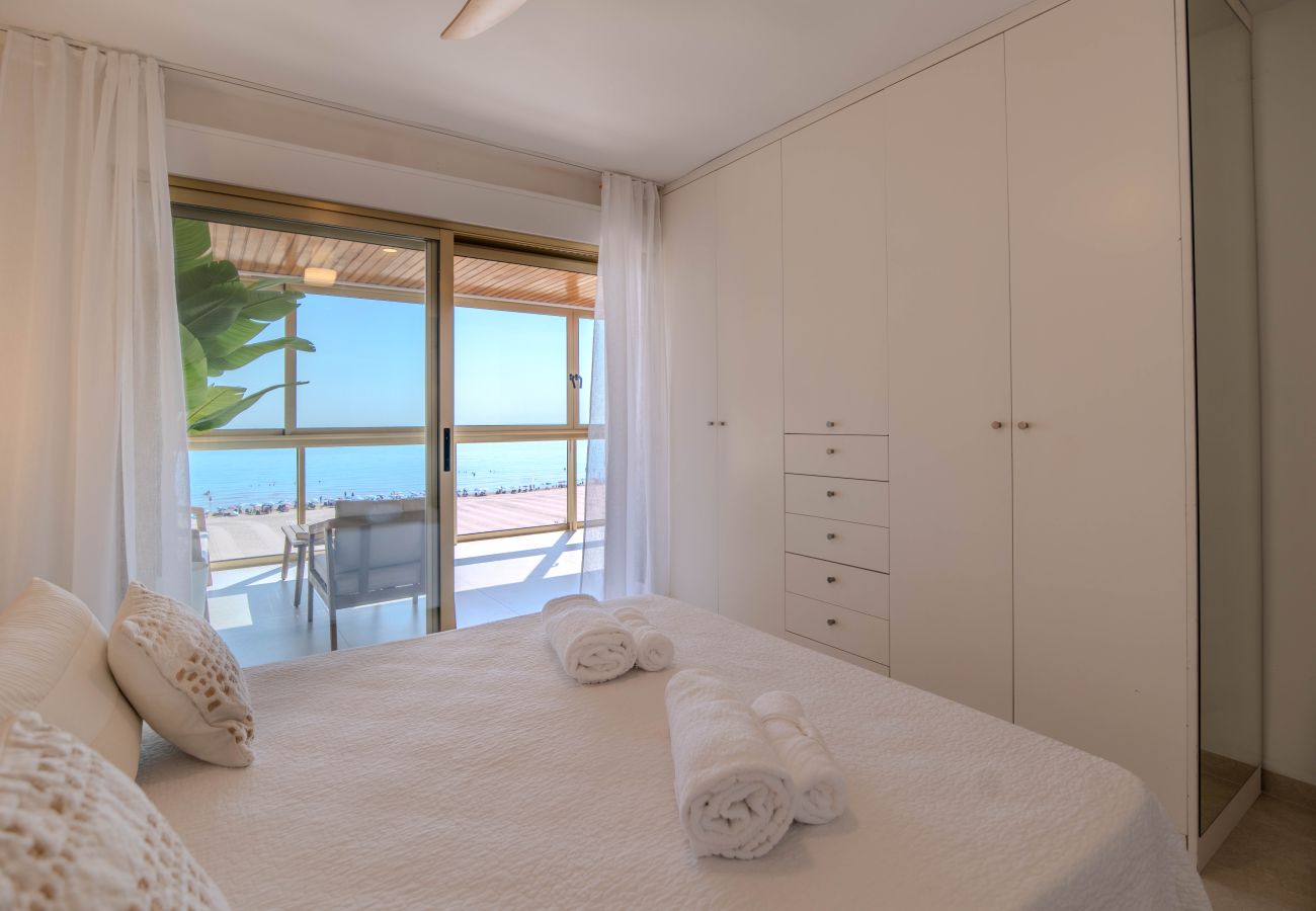Apartamento en Playa de Gandía - 02. AG BERMUDAS 6H PREMIUM