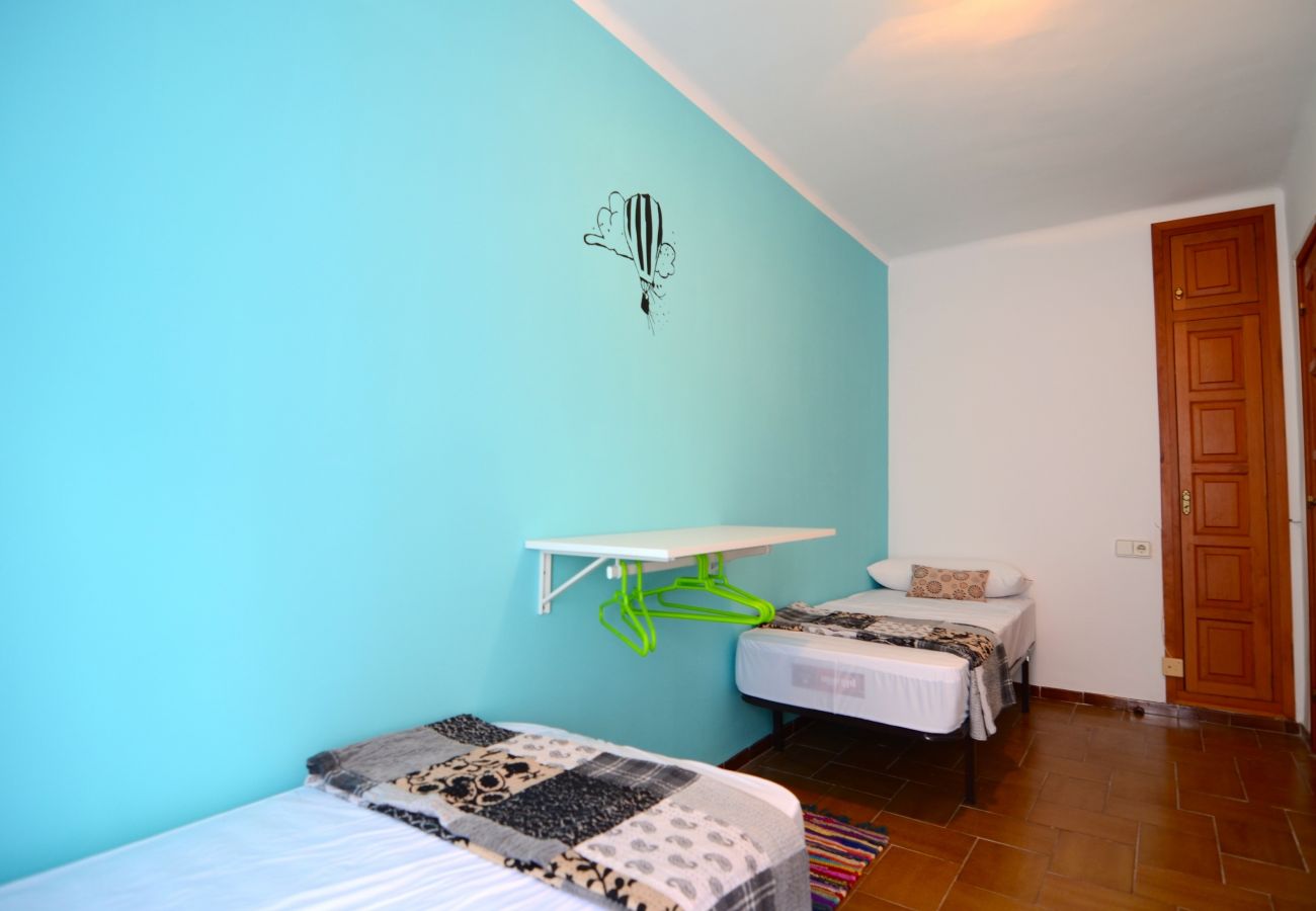 Apartamento en L'Escala - PUIG SUREDA 13 1-C