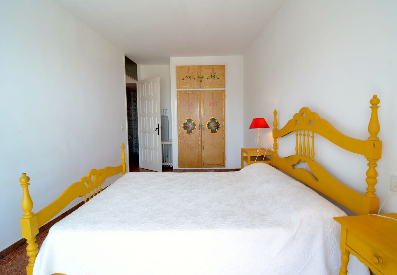 Apartamento en Estartit - ROCAMAURA II  5-7