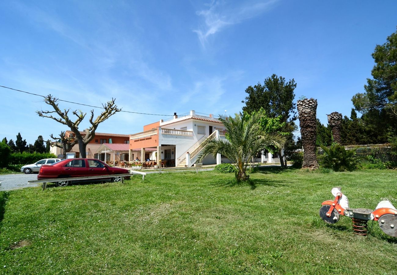Hotel en Torroella de Montgri - HOSTAL LA GOLA  2