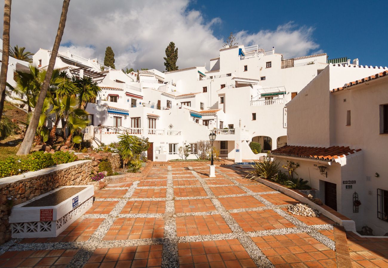 Apartamento en Nerja - Capistrano Playa 703 by Casasol