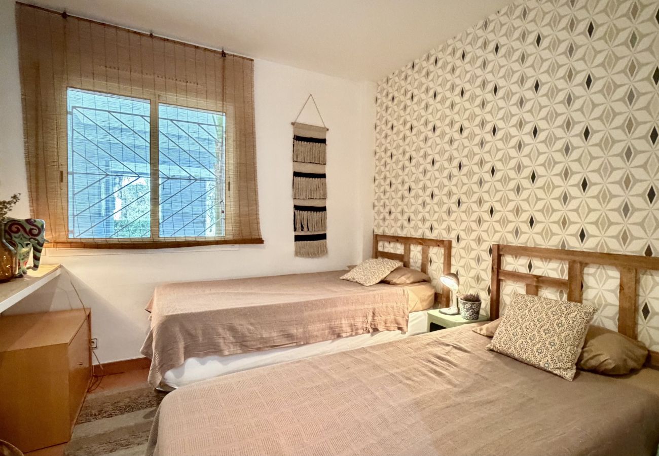 Apartamento en Pals - GREEN MAR F 104