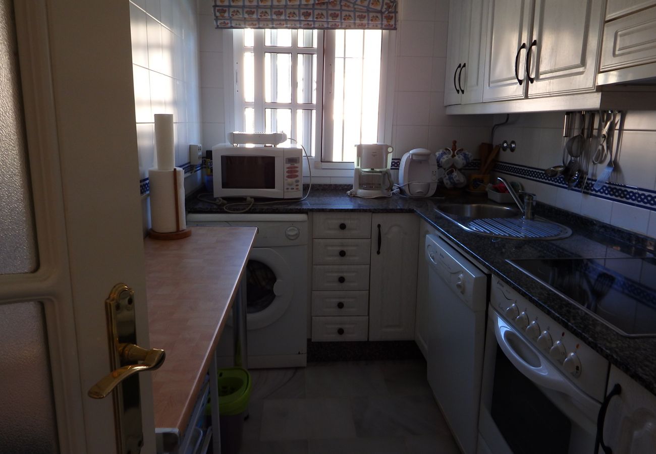 Casa en Chiclana de la Frontera - R408 Villa en Los Pinos