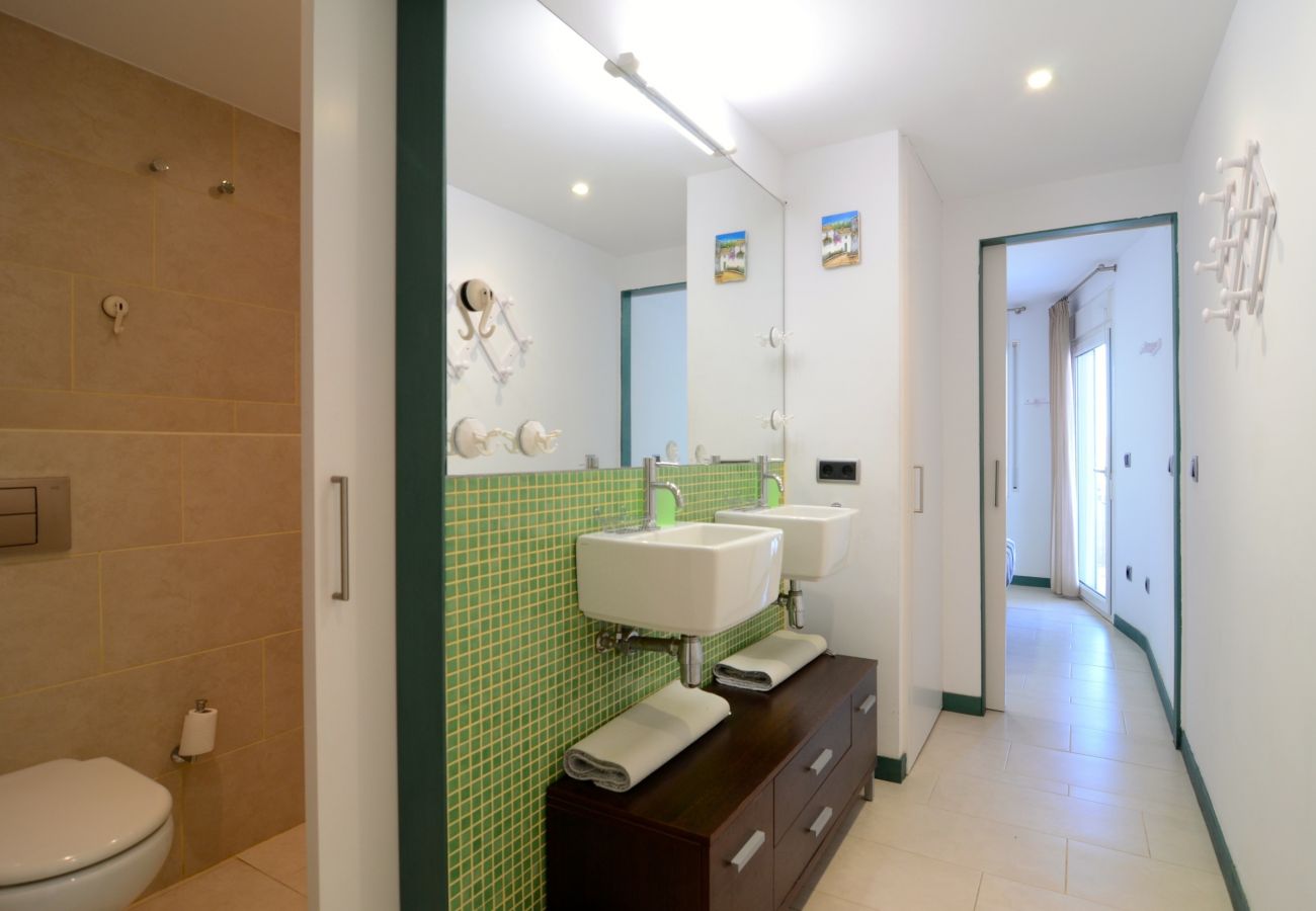 Apartamento en Estartit - ROCAMAURA I B 4-4