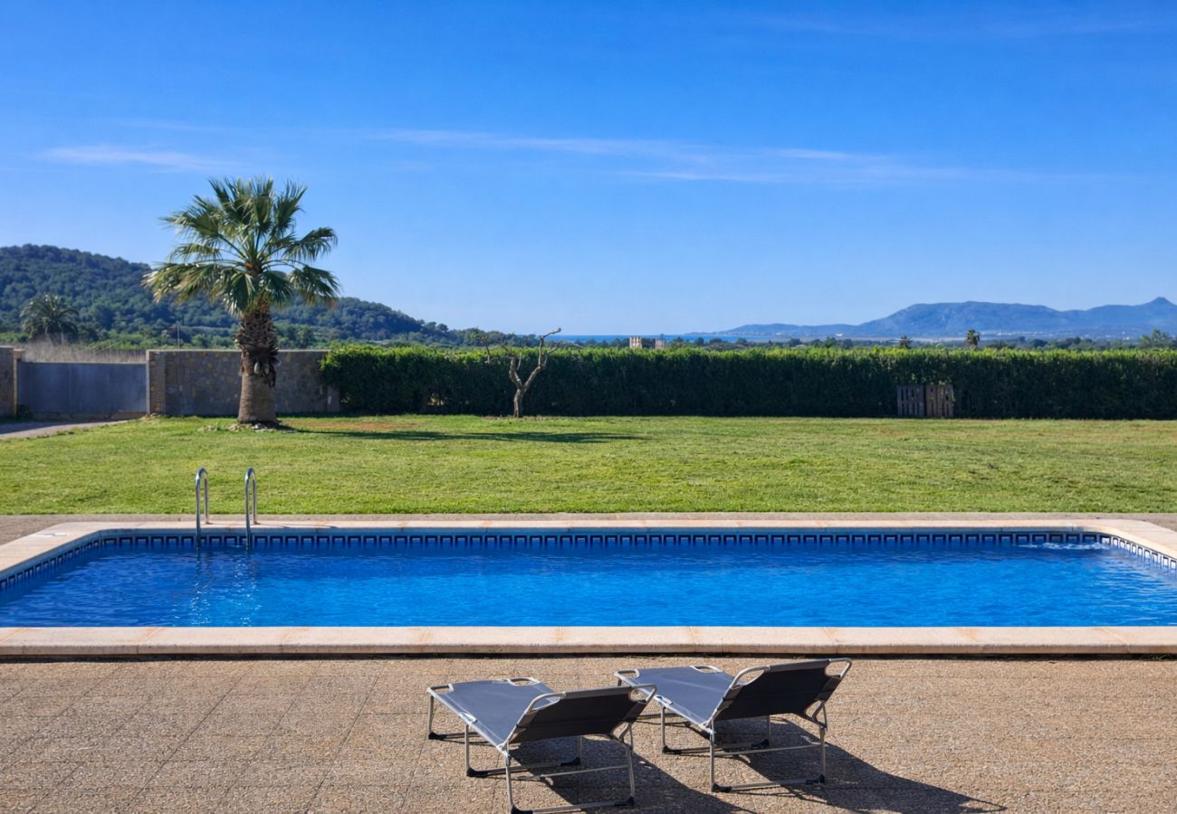 Villa en Alcoceber / Alcossebre - Villa con Piscina Privada y 2.000m² de Jardín