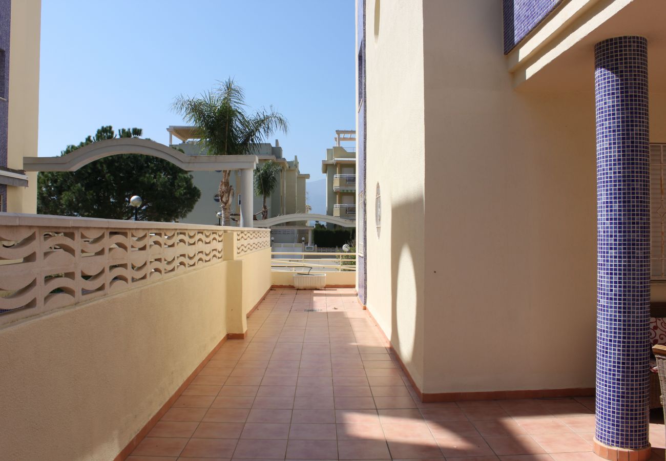 Apartamento en Xeraco Playa - Delfines II bl.III esc.III bajo pta.1 (garaje # 08