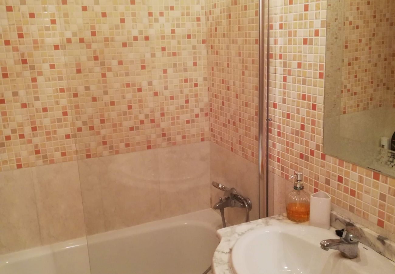 Apartamento en Xeraco Playa - 4.Delfines III bl.IV esc.2 1º pta.4