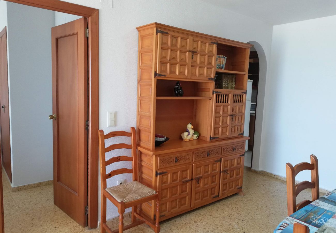 Apartamento en Xeraco Playa - 4.Xeracsol III esc.ext. 2º pta.2ª (Garaje 18)