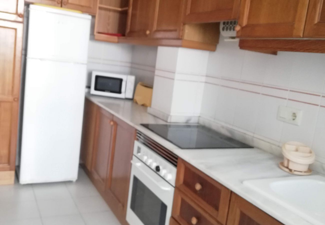 Apartamento en Xeraco Playa - 4.Xeracsol III esc.ext. 2º pta.2ª (Garaje 18)