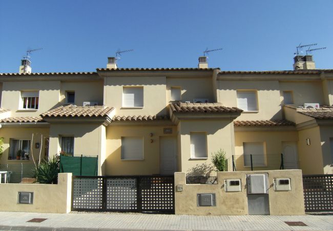 Villa en L'Escala - FLUVIA 32 A