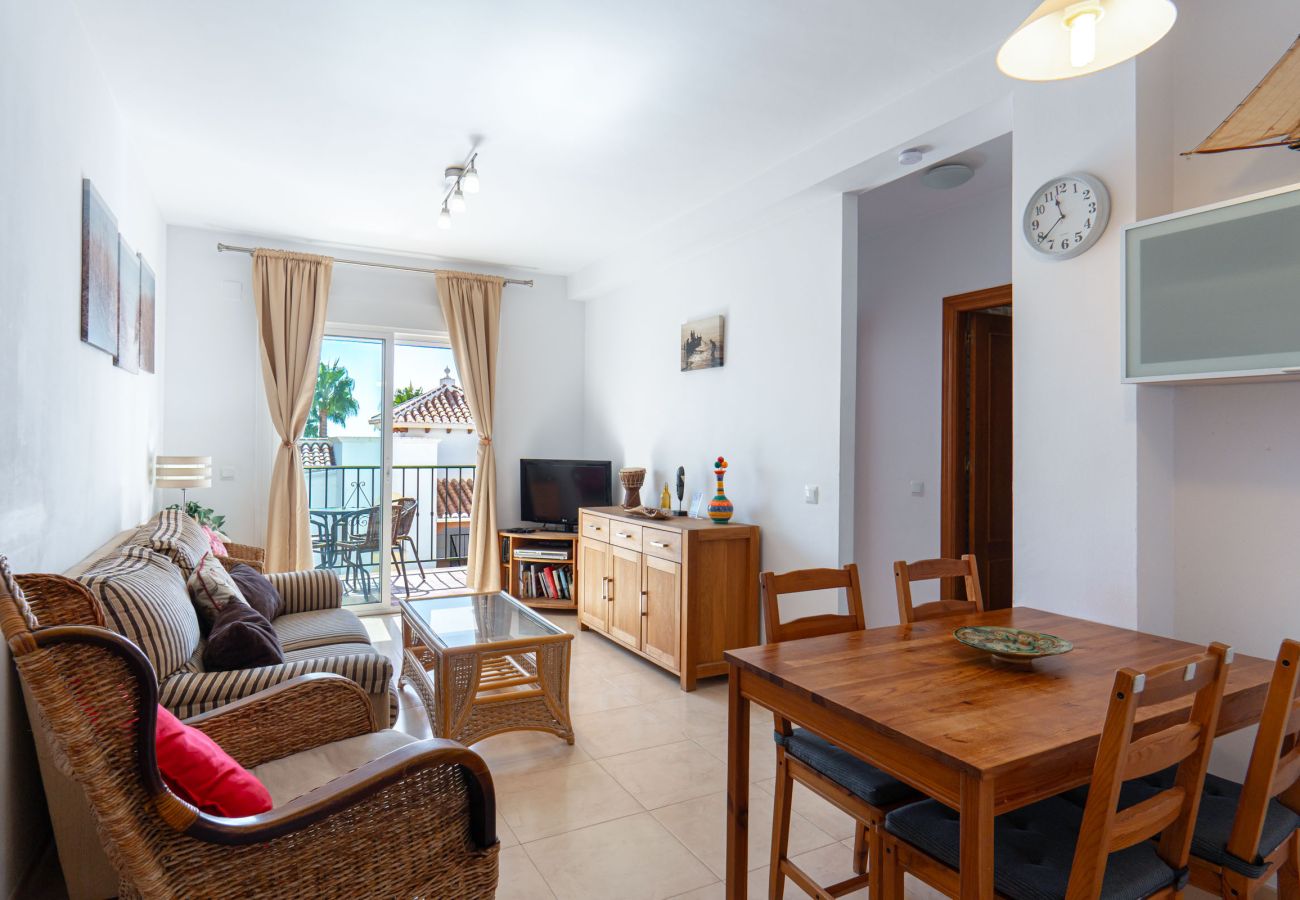 Apartamento en Nerja - Chimenea Pinar 2 Apartment by Casasol