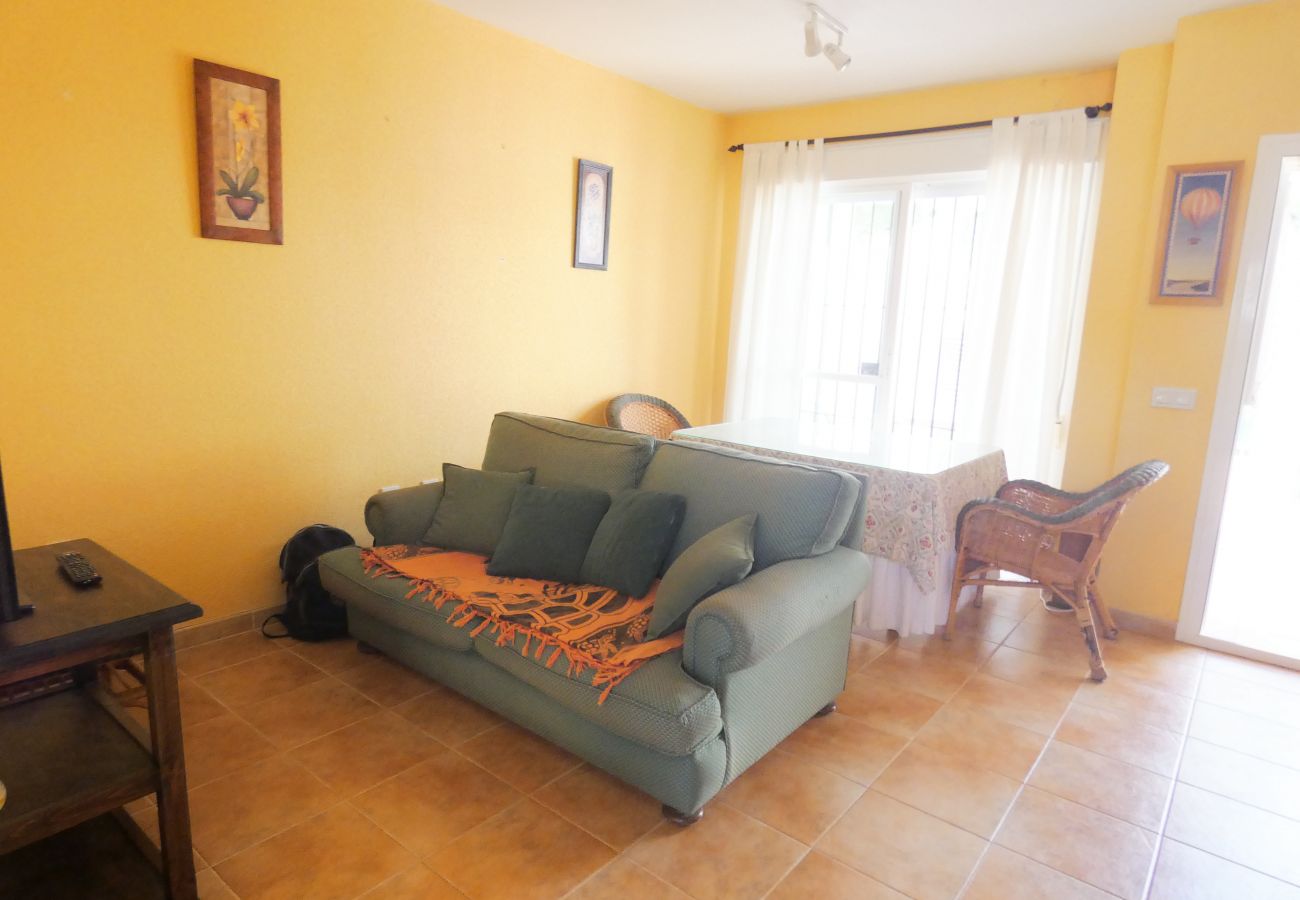 Casa adosada en Chiclana de la Frontera - R068 Balconera 106