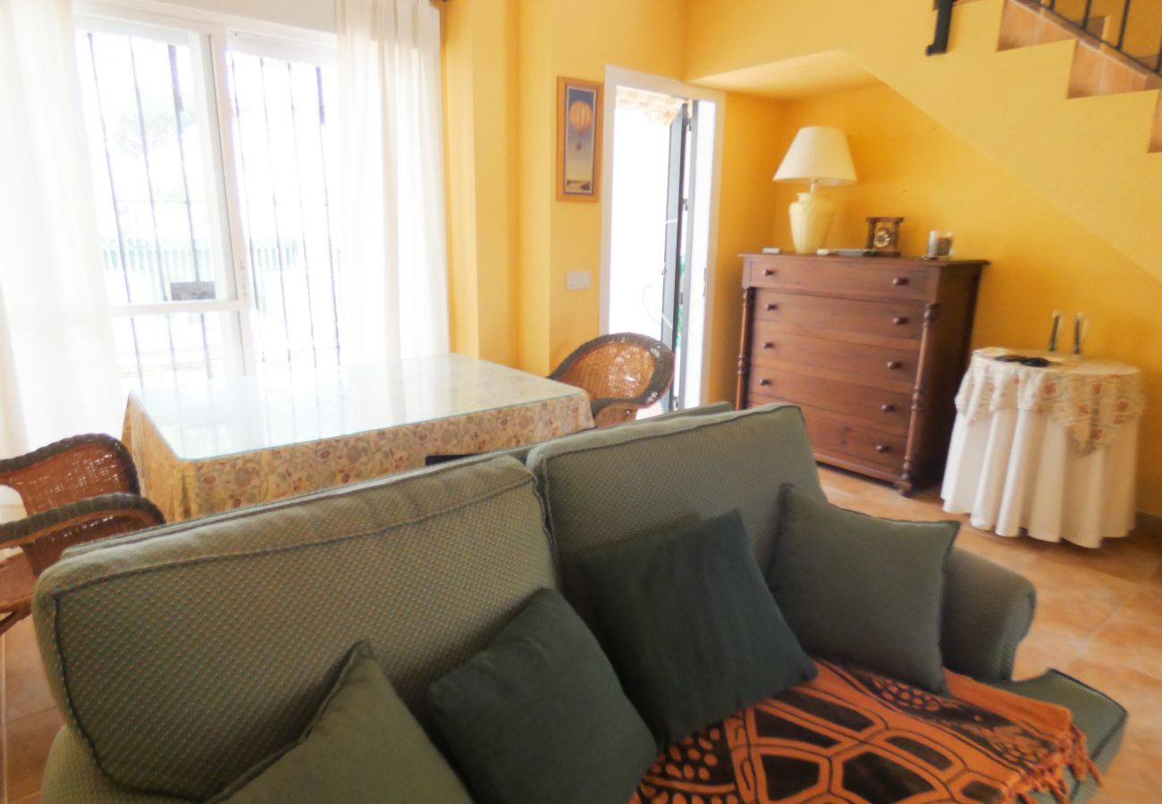Casa adosada en Chiclana de la Frontera - R068 Balconera 106