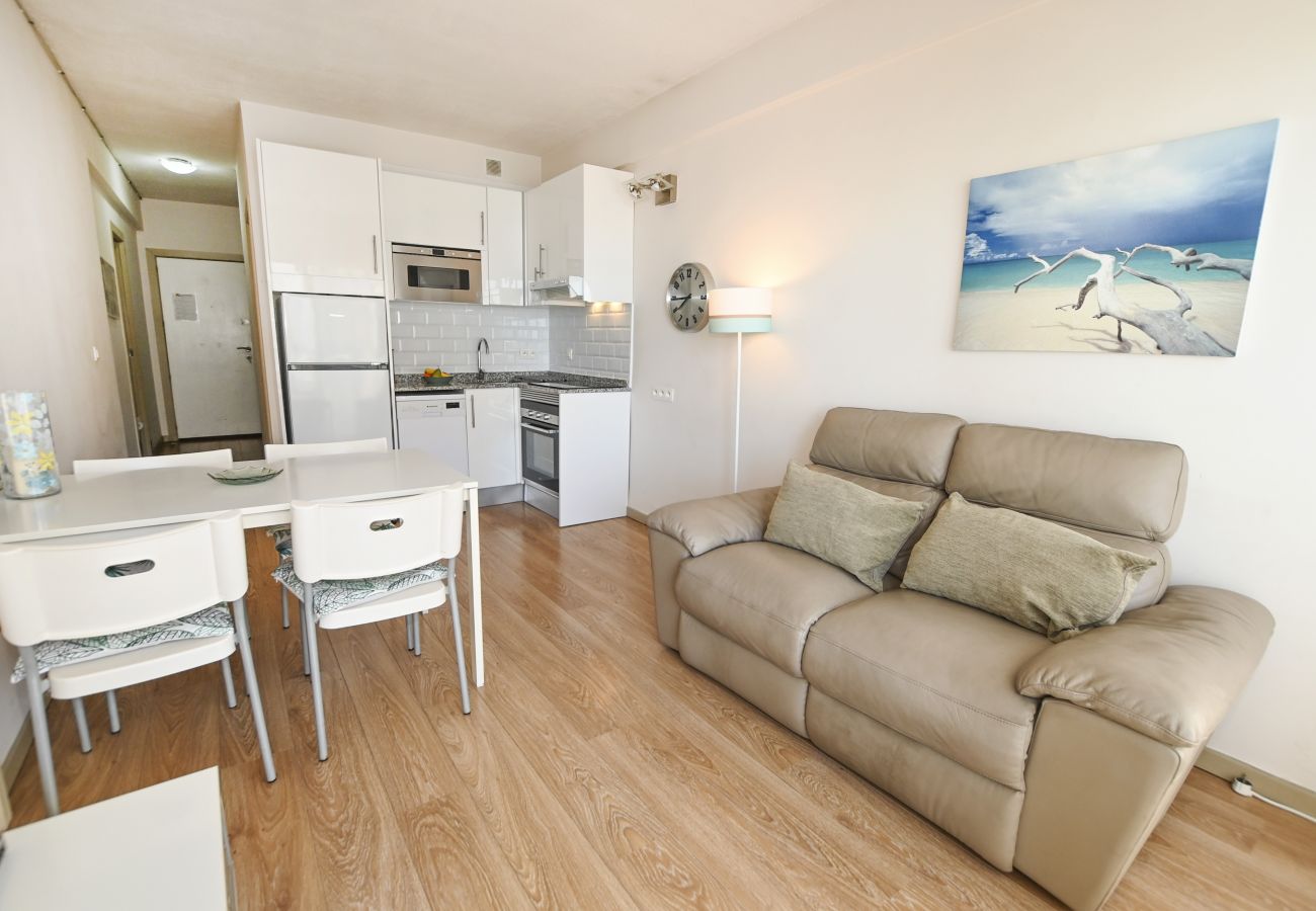 Apartamento en Calpe - A83 ARENAL FASE 1  3º PTA 33