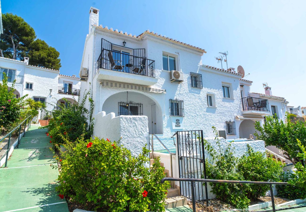 Casa adosada en Nerja - Casa Lovisa Private Pool by Casasol