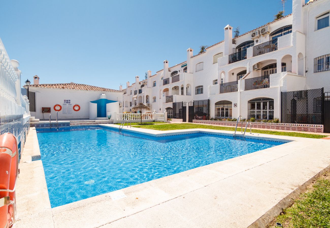 Apartamento en Nerja - Verano Azul 32 by Casasol