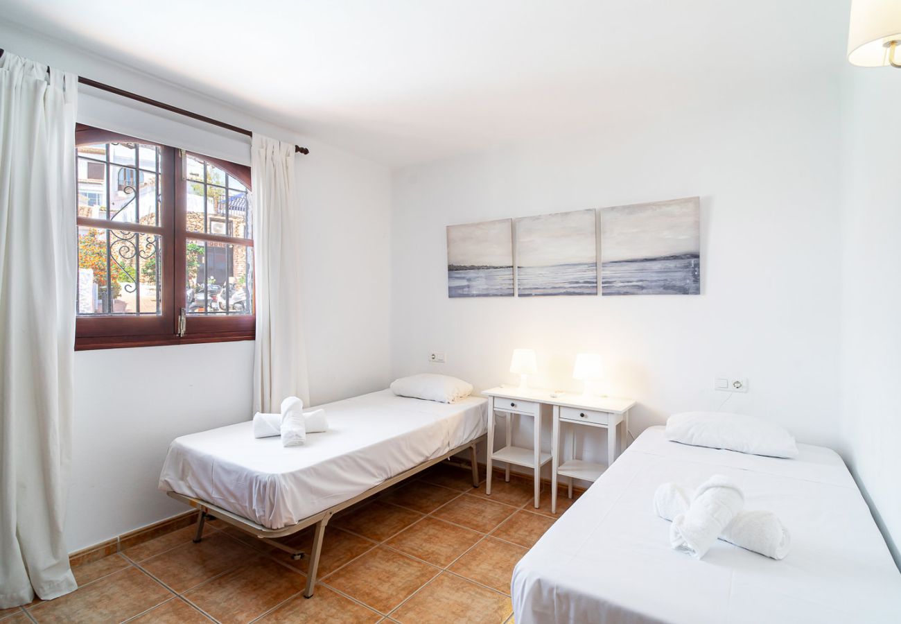 Casa adosada en Nerja - Capistrano Village Pueblo 15 by Casasol