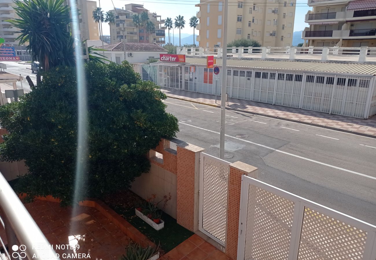 Apartamento en Xeraco Playa - 4.Avda La Mota 10 1º B izda.