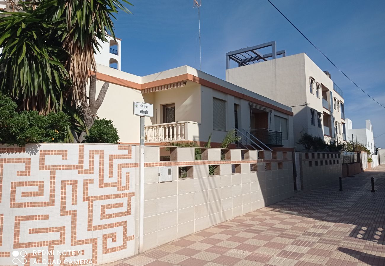 Apartamento en Xeraco Playa - 4.Avda La Mota 10 1º B izda.