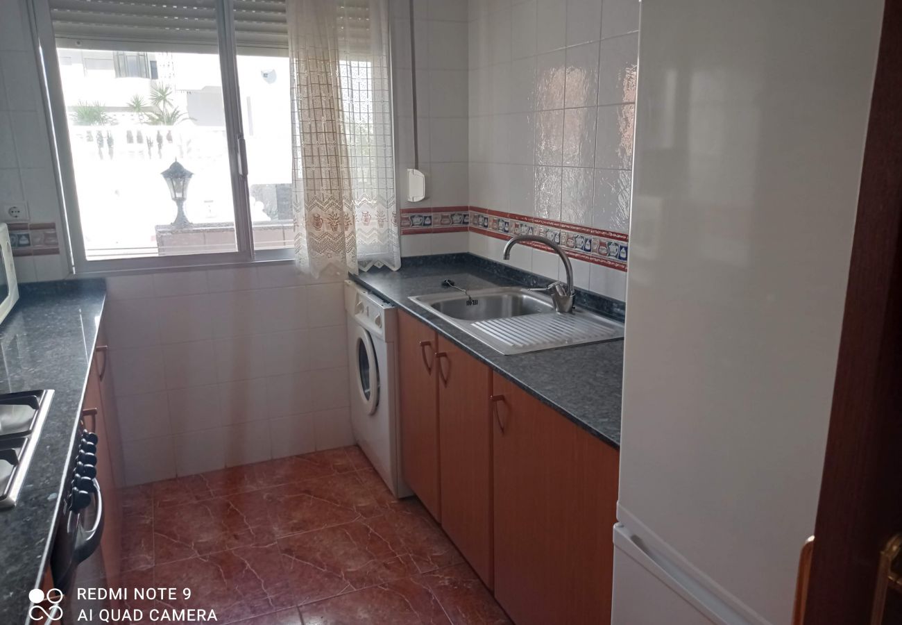 Apartamento en Xeraco Playa - 4.Avda La Mota 10 1º B izda.