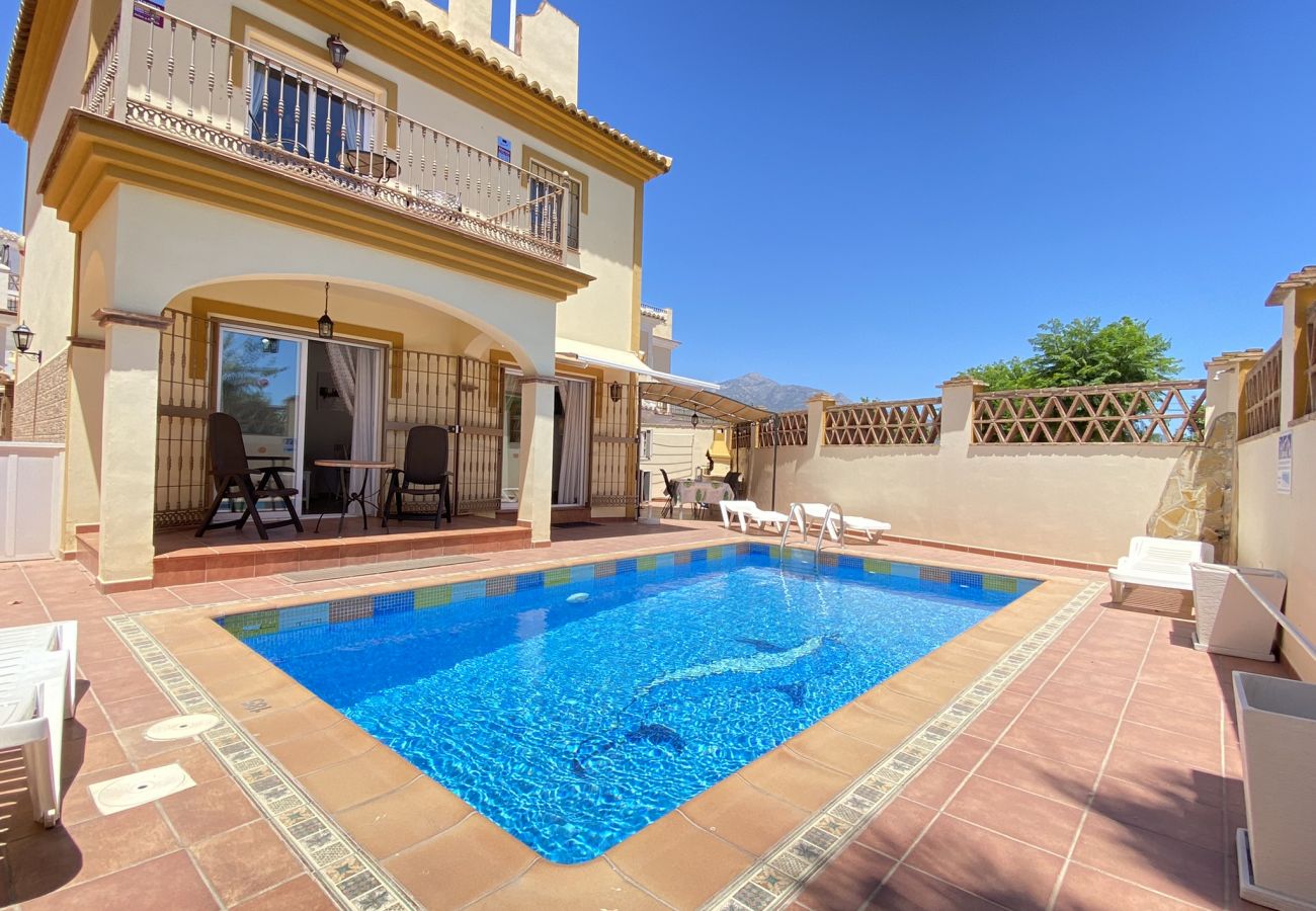 Villa en Nerja - Villa Madrid Private Pool by Casasol