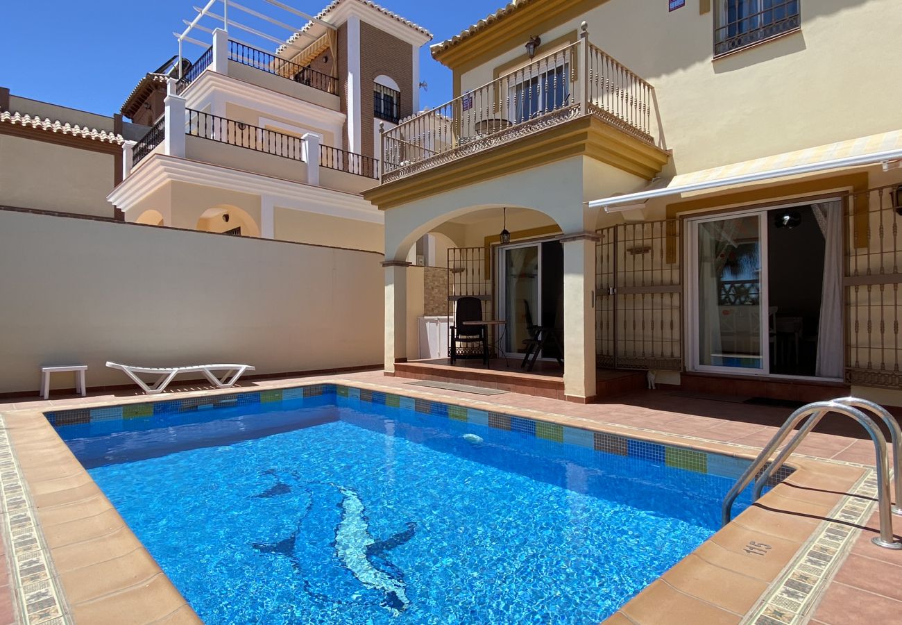 Villa en Nerja - Villa Madrid Private Pool by Casasol