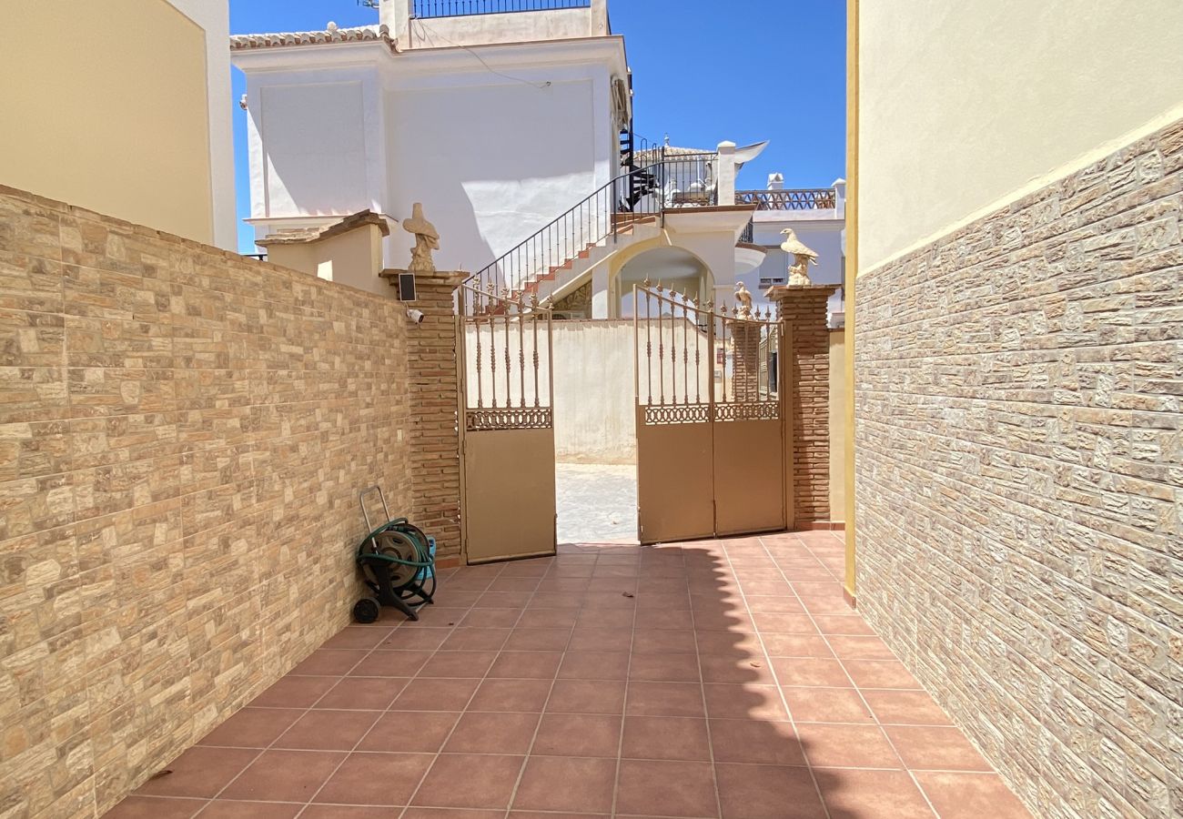 Villa en Nerja - Villa Madrid Private Pool by Casasol