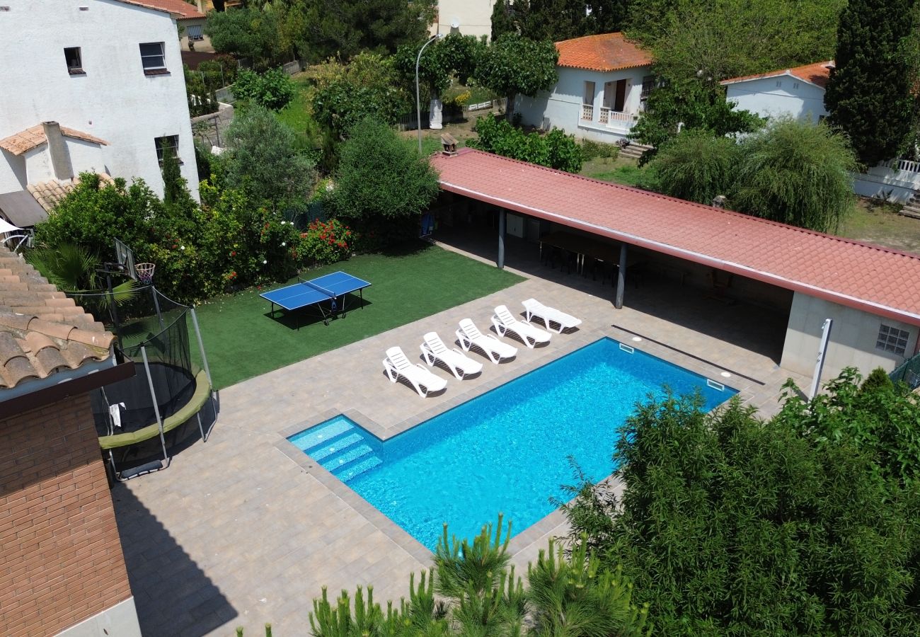 Villa en Torroella de Montgri - MP - Dos en uno