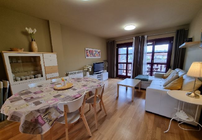 Apartamento en Ribadesella - 13A01 Apartamento con garaje y terraza