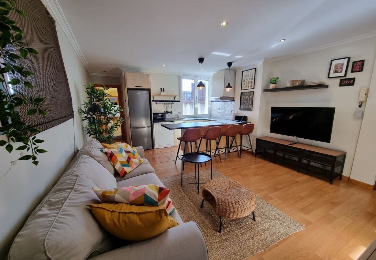 Apartamento en Gijón - 123A - A un paso de la playa, muy luminoso