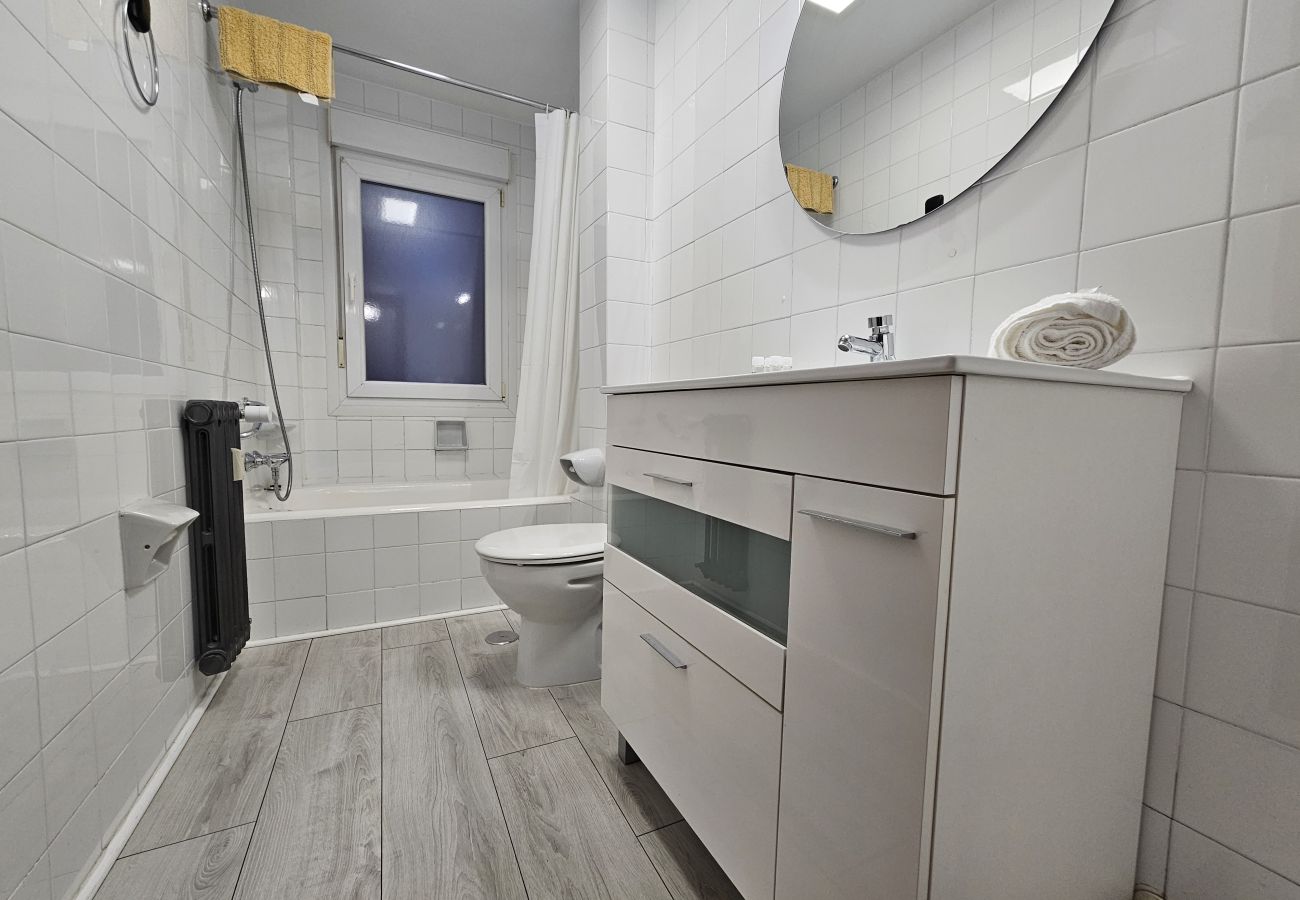 Apartamento en Gijón - 108A Apartamento de 3 habitaciones con terraza