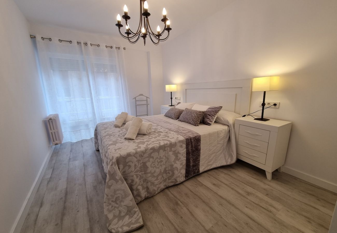 Apartamento en Gijón - 143A - Moderno, céntrico, 3 habitaciones
