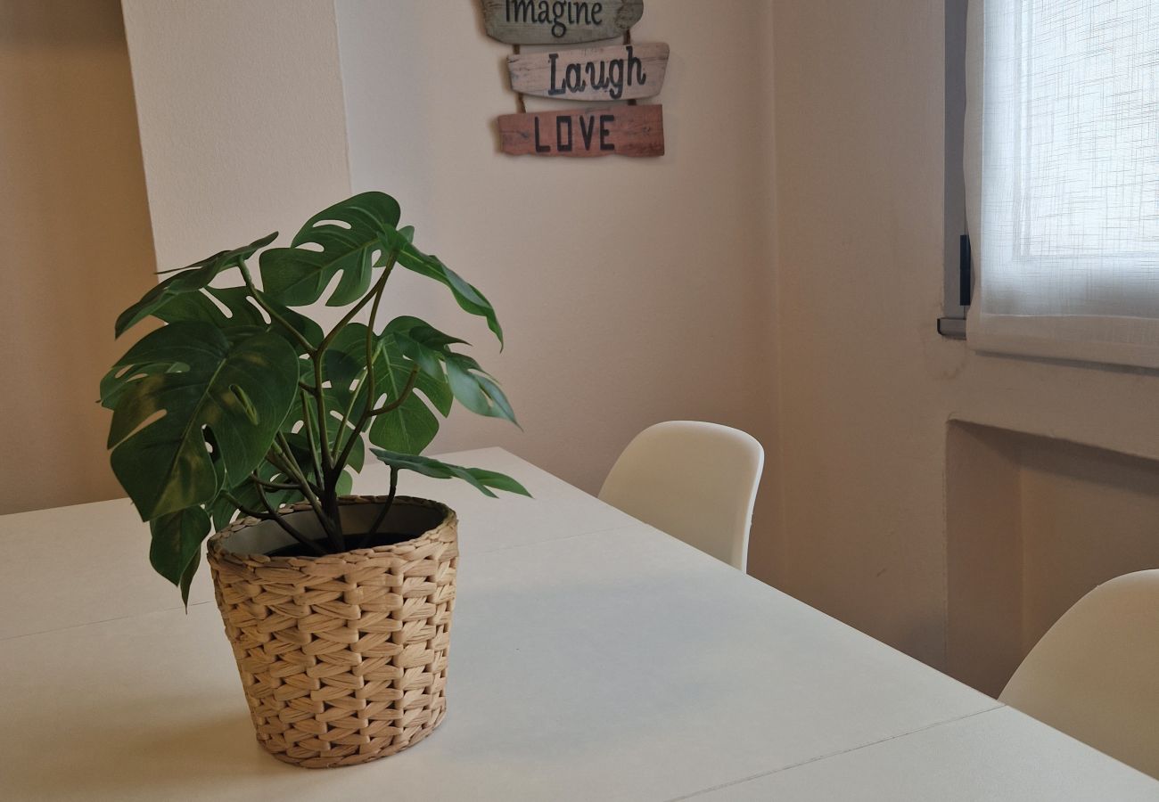 Apartamento en Oviedo - 605A - Apartamento  Céntrico  2 hab