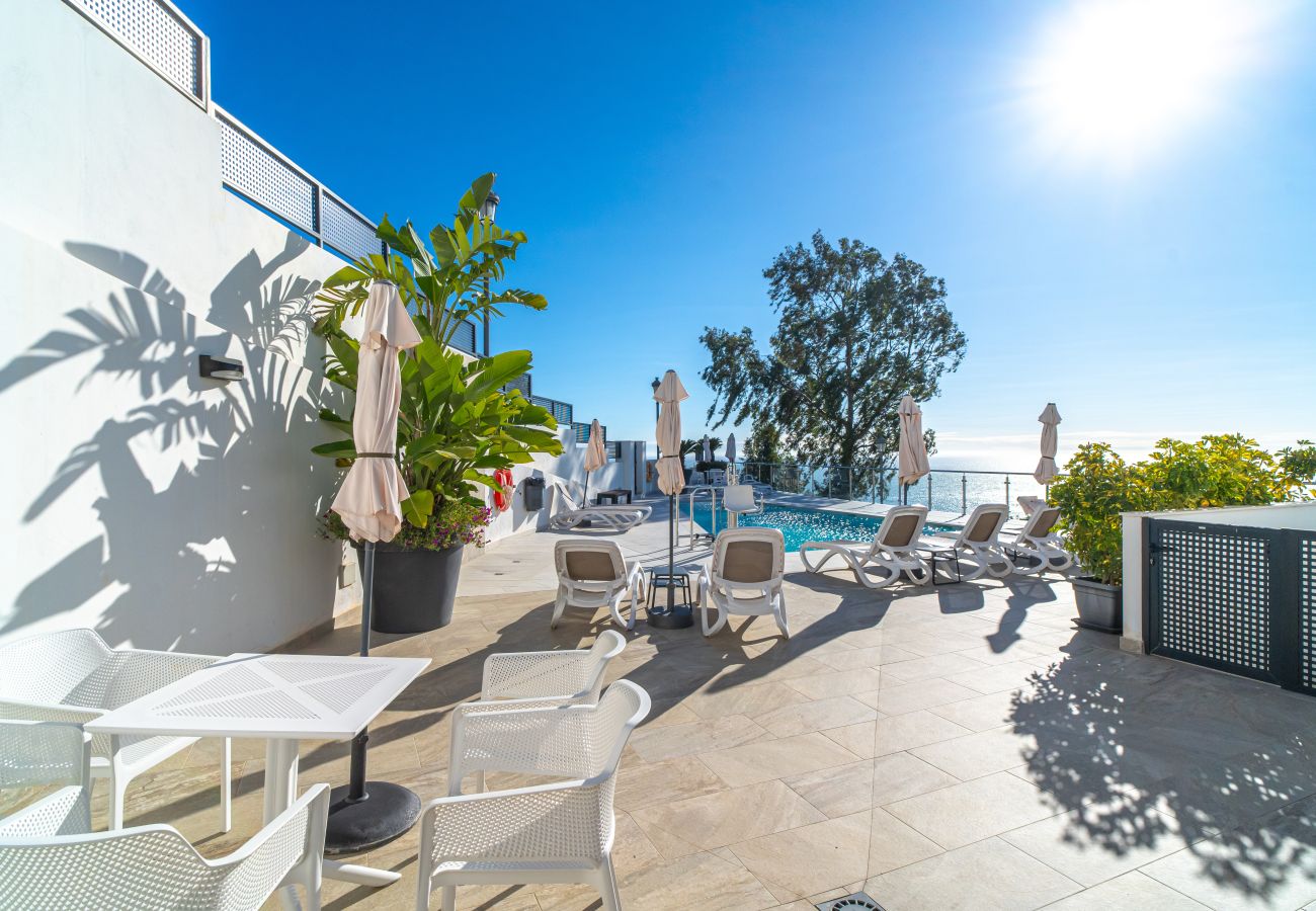 Apartamento en Nerja - Penthouse Balcon del Mar 121 by Casasol