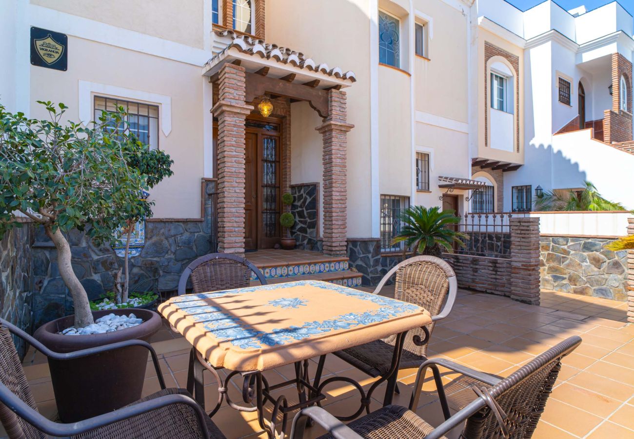 Villa en Nerja - Villa Mirto Private Pool by Casasol