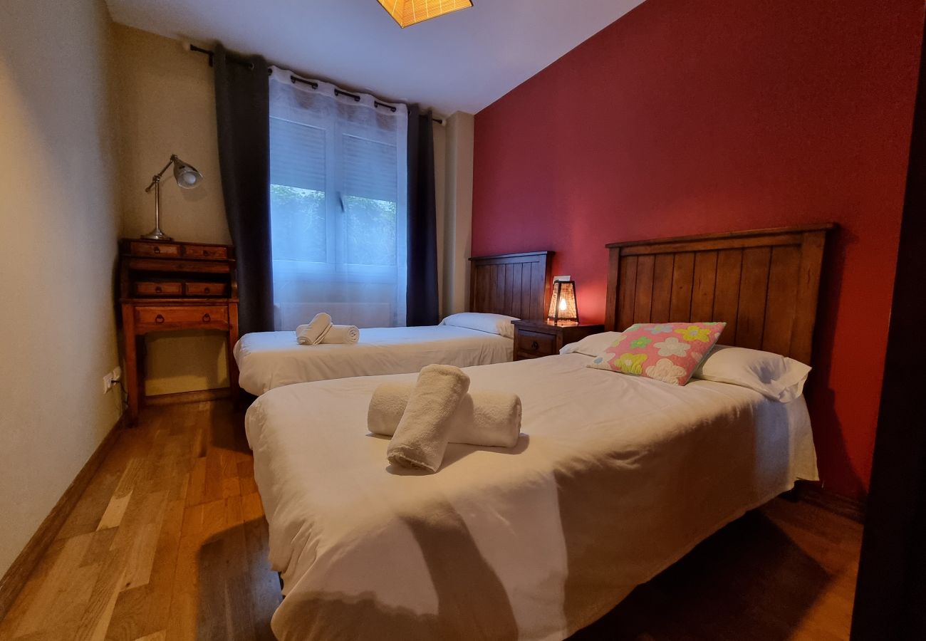 Apartamento en Luanco - 25A01 Duplex con jardín y garaje