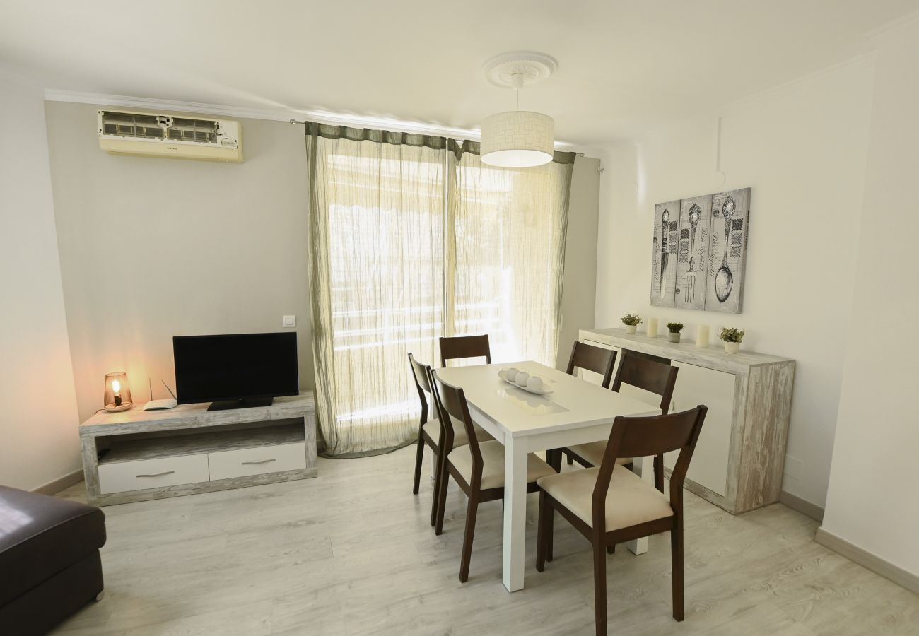 Apartamento en Calpe - A95 APOLO 7 ESC 1  1º 9