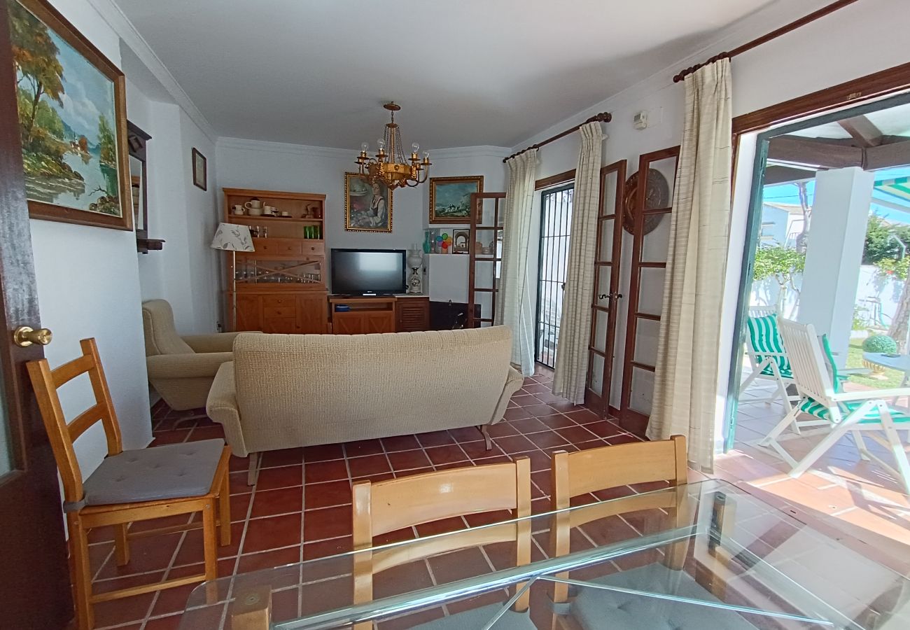 Chalet en Chiclana de la Frontera - R087 Chalet Augusta Emérita