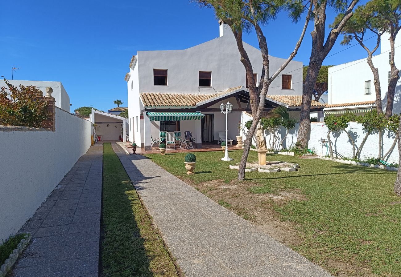 Chalet en Chiclana de la Frontera - R087 Chalet Augusta Emérita