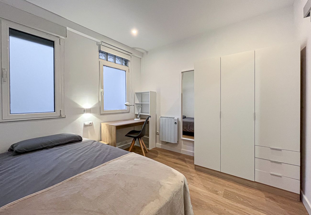 Apartamento en Oviedo - 625A 5 dormitorios con baño